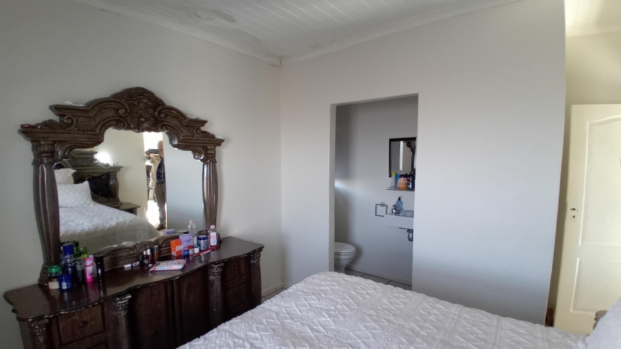 3 Bedroom Property for Sale in Vredenburg Western Cape